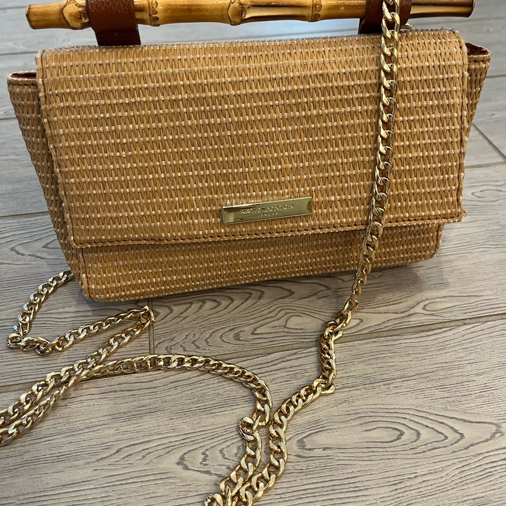 Katie Loxton London Elegant Tan Woven Straw Crossbody Bag with Gold Chain - Picture 4 of 15